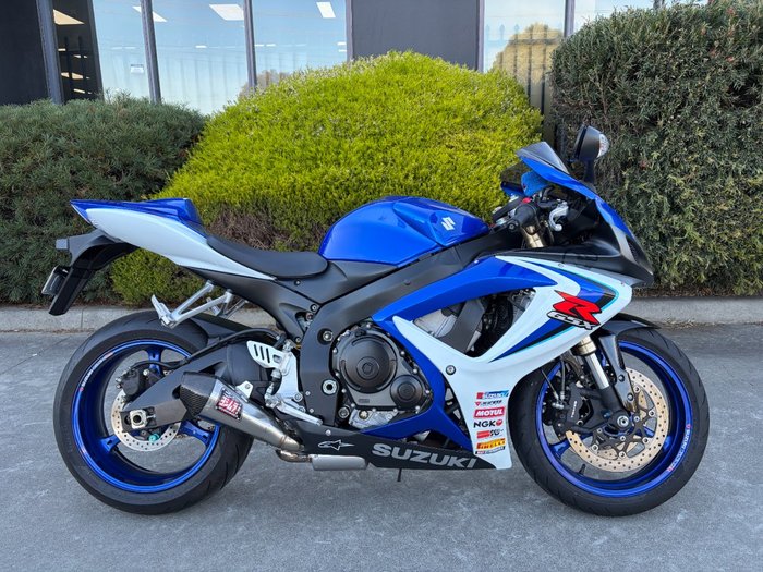 2006 Suzuki GSX-R600 Blue / White
