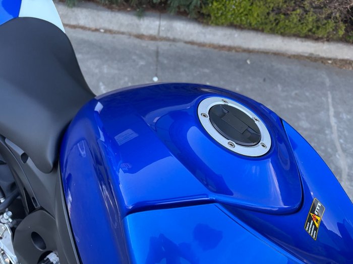 2006 Suzuki GSX-R600 Blue / White