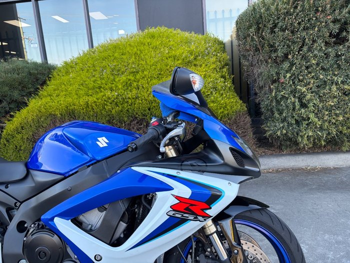 2006 Suzuki GSX-R600 Blue / White