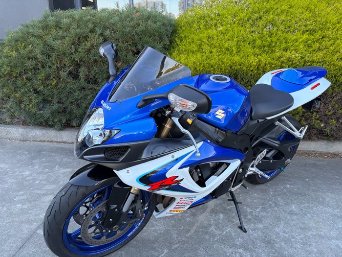 2006 Suzuki GSX-R600 Blue / White