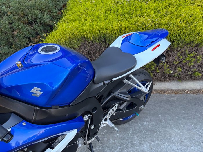 2006 Suzuki GSX-R600 Blue / White