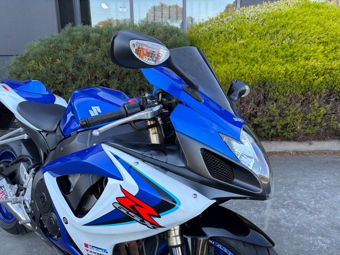 2006 Suzuki GSX-R600 Blue / White
