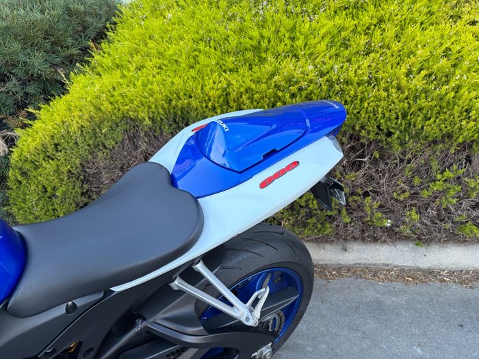 2006 Suzuki GSX-R600 Blue / White