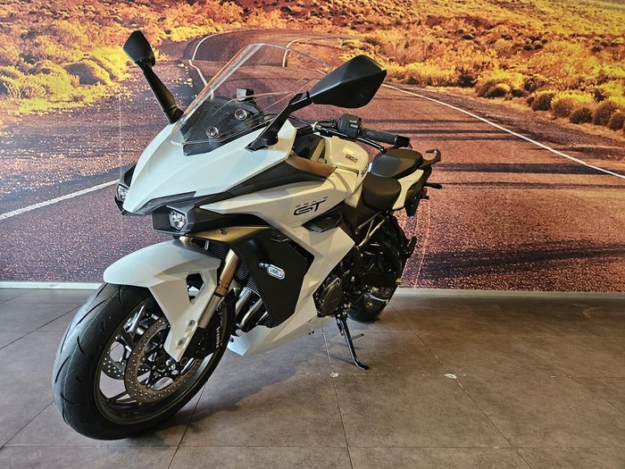 2026 Suzuki GSX-S1000 GT GSX-S White
