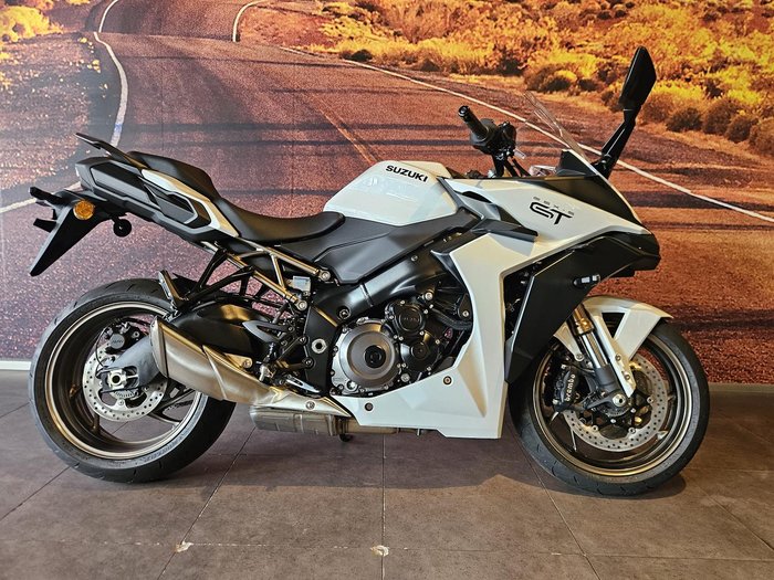 2026 Suzuki GSX-S1000 GT GSX-S White