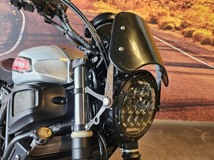 2019 Yamaha XSR700 (MTM660LA) XSR Silver