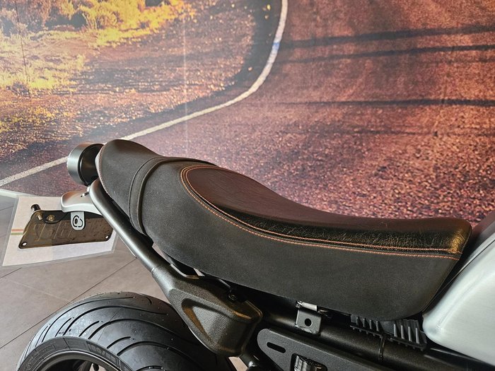 2019 Yamaha XSR700 (MTM660LA) XSR Silver