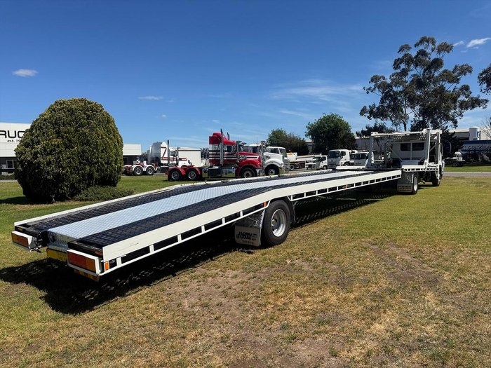 2019 Isuzu F Series