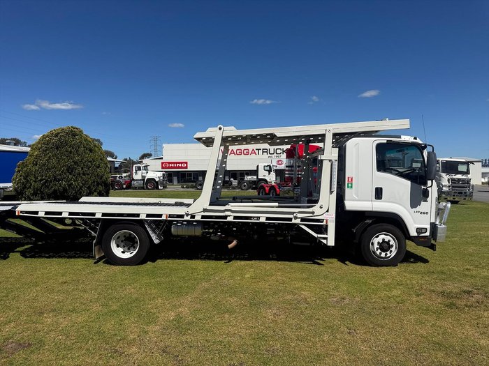 2019 Isuzu F Series