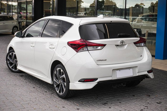 2017 Toyota Corolla ZR