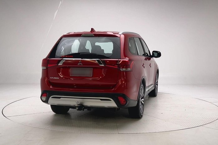 2018 Mitsubishi Outlander ES