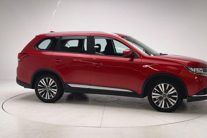 2018 Mitsubishi Outlander ES