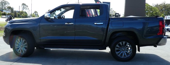 2024 Mitsubishi Triton GLS