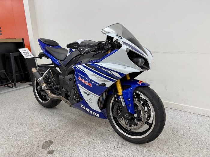 2014 YAMAHA YZF-R1 Blue