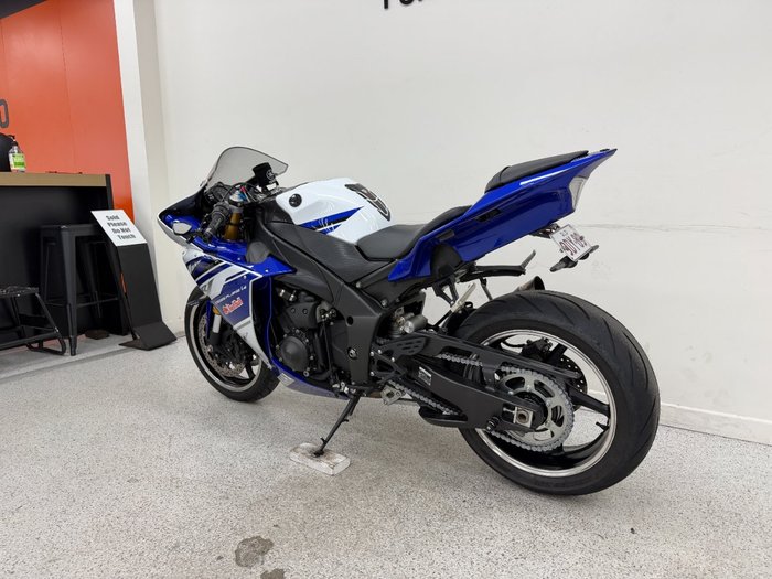 2014 YAMAHA YZF-R1 Blue