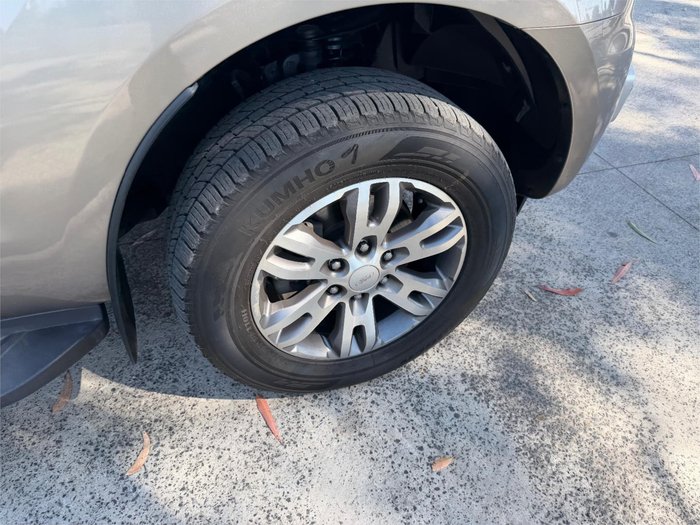 2016 FORD EVEREST TREND (RWD)