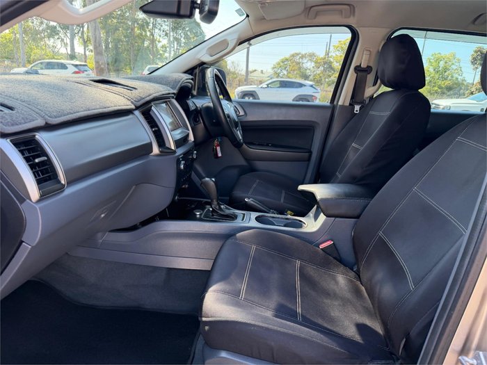 2016 FORD EVEREST TREND (RWD)