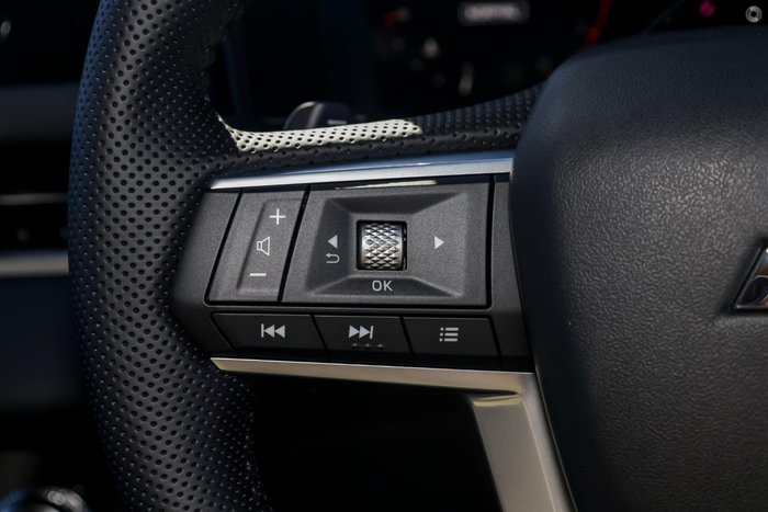 2026 Mitsubishi Outlander Black Edition ZM MY26 White Diamond