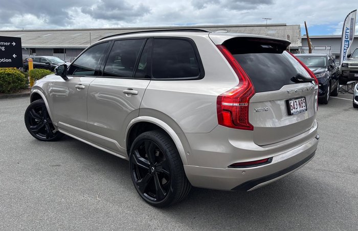2023 Volvo XC90 Recharge Ultimate T8 Plug-In Hybrid