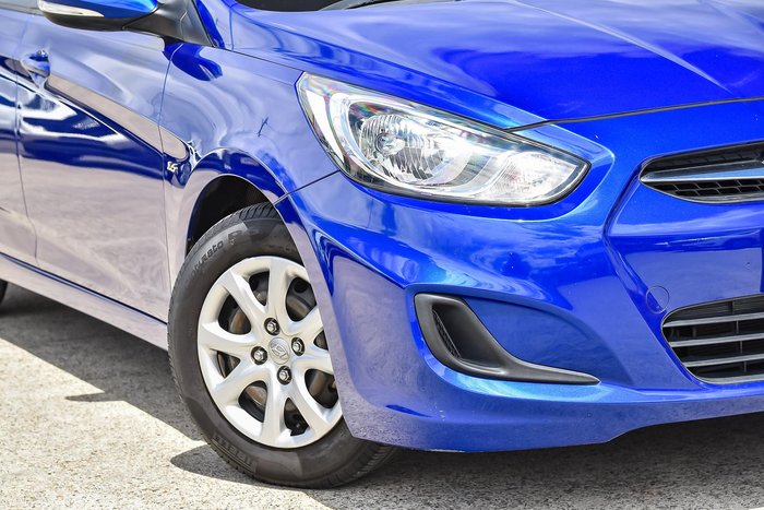 2012 Hyundai Accent Active