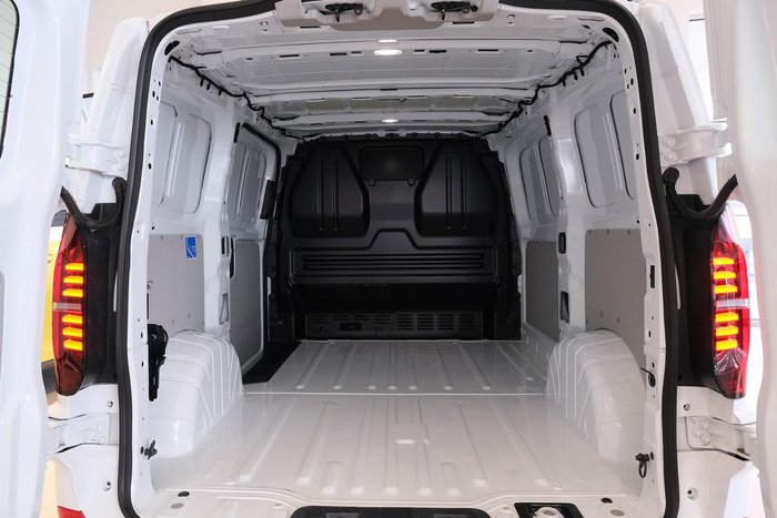 2025 Volkswagen Transporter TDI390 Lite