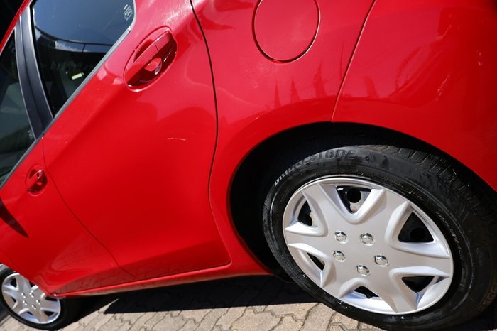 2016 Toyota Yaris Ascent