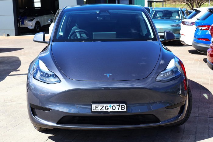 2023 Tesla Model Y Rear-Wheel Drive