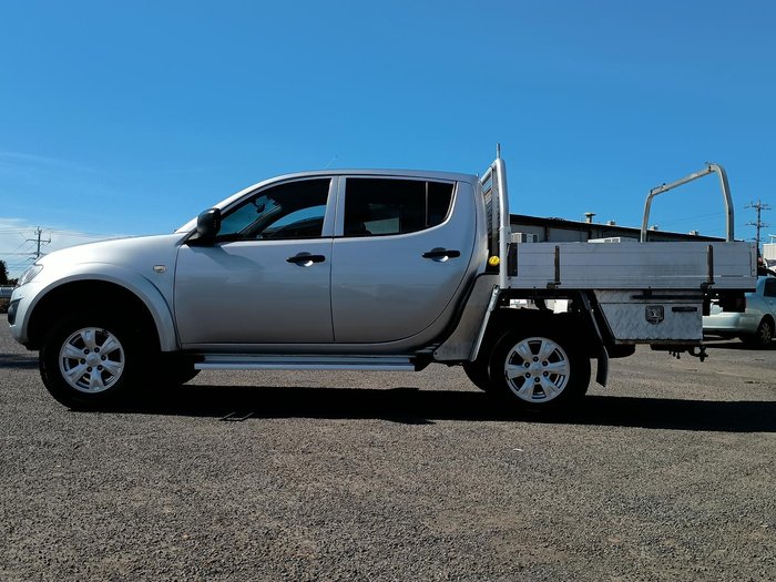 2013 Mitsubishi Triton GLX