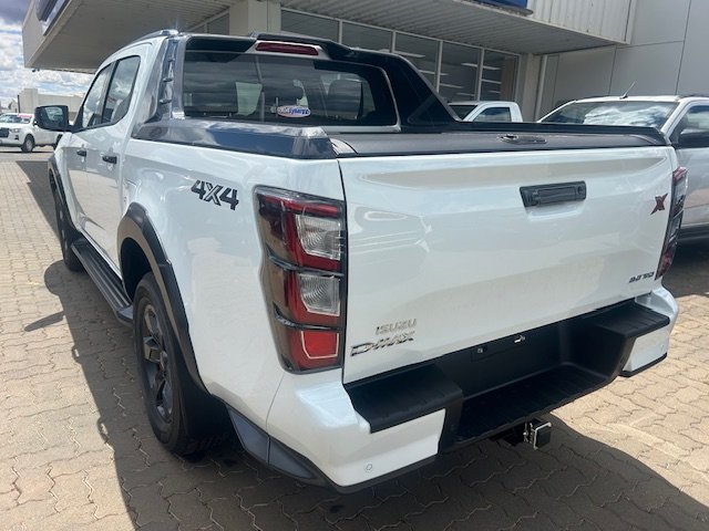 2025 Isuzu D-MAX X-TERRAIN MY25.5 Mineral White