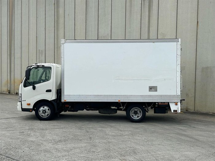 2022 Hino 300 Series 616