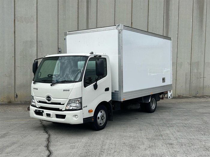 2022 Hino 300 Series