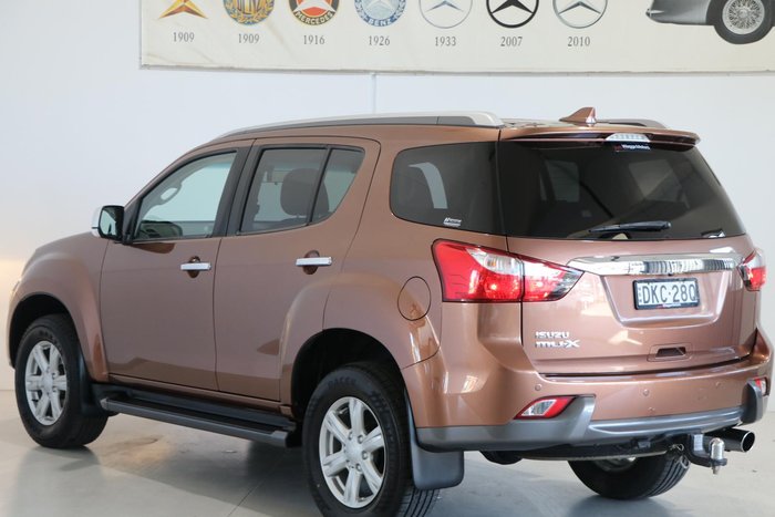 2016 Isuzu MU-X LS-T
