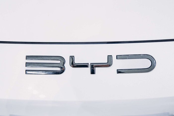 2024 BYD SEAL PREMIUM