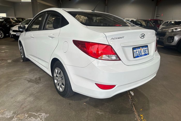 2016 Hyundai Accent Active