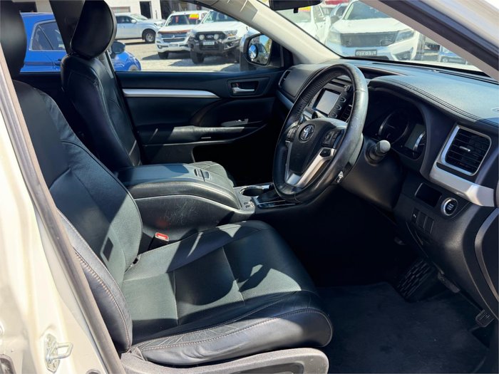 2015 TOYOTA KLUGER GX (4x2)