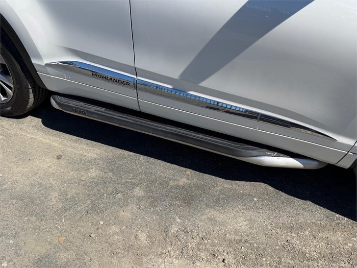 2015 TOYOTA KLUGER GX (4x2)