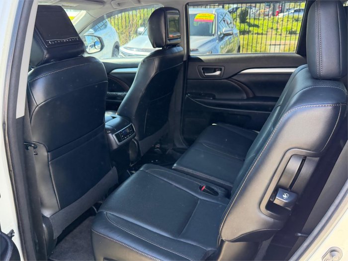 2015 TOYOTA KLUGER GX (4x2)