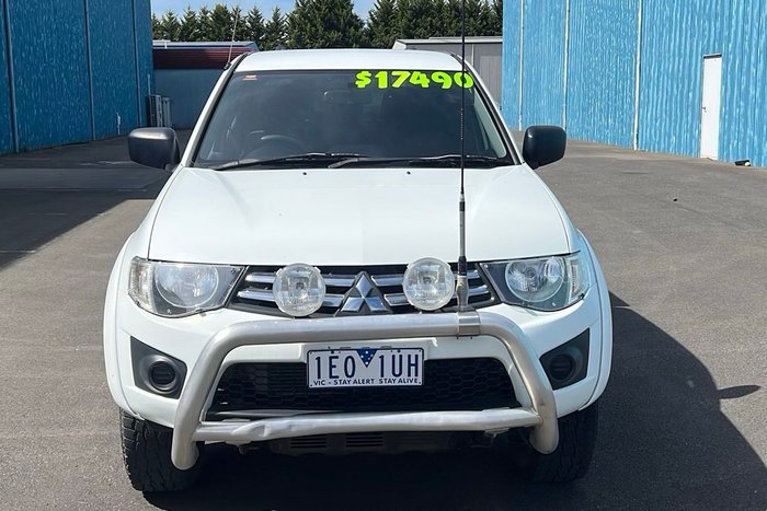 2015 Mitsubishi Triton GLX