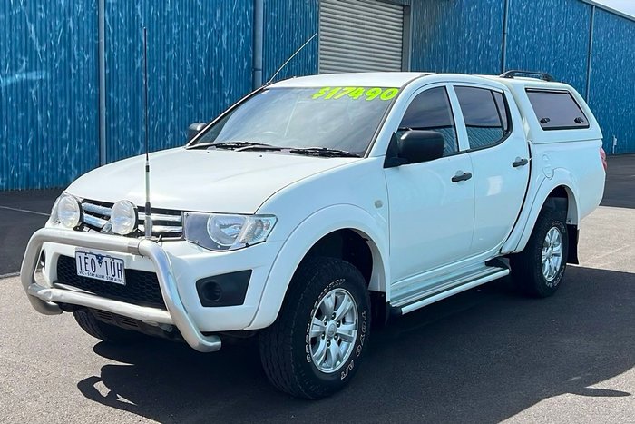 2015 Mitsubishi Triton GLX