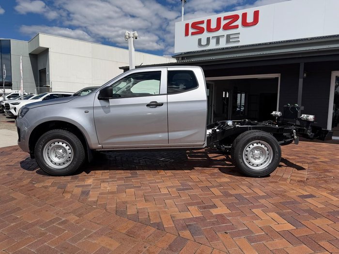 2026 Isuzu D-MAX SX