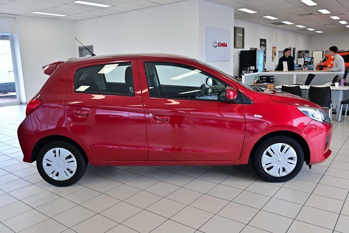 2021 Mitsubishi Mirage ES