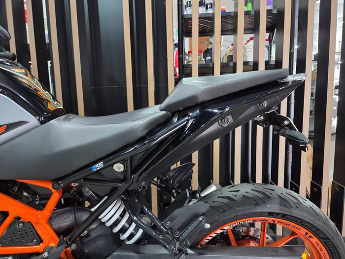 2022 Ktm 390 DUKE ORANGE