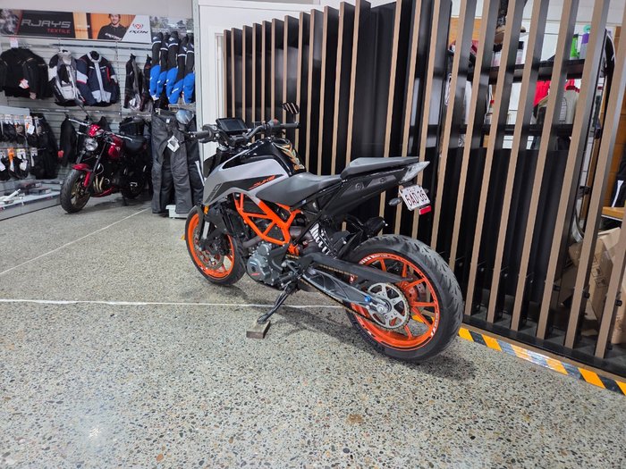 2022 Ktm 390 DUKE ORANGE