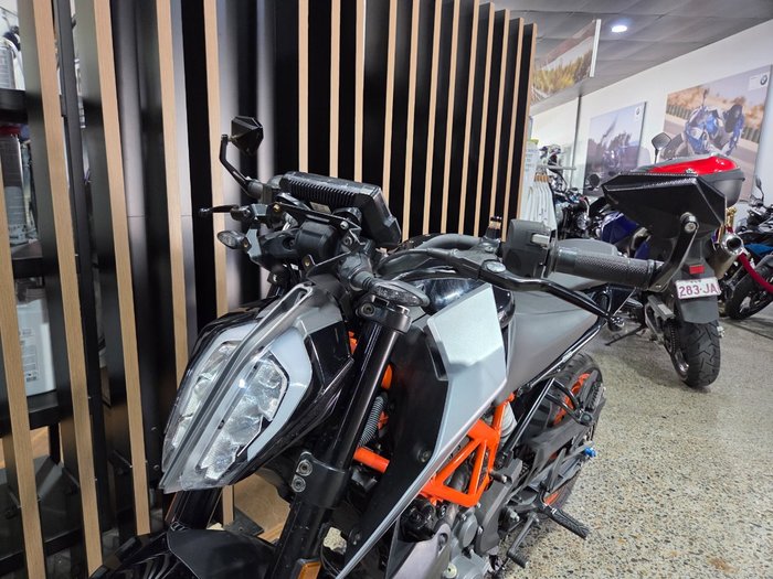 2022 Ktm 390 DUKE ORANGE