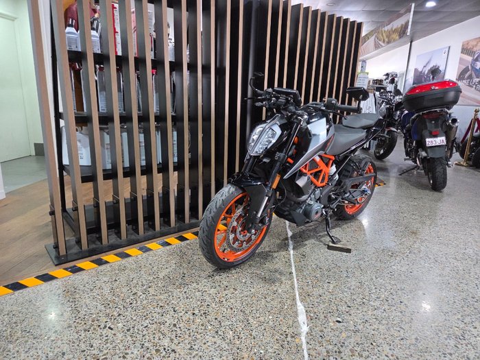 2022 Ktm 390 DUKE ORANGE