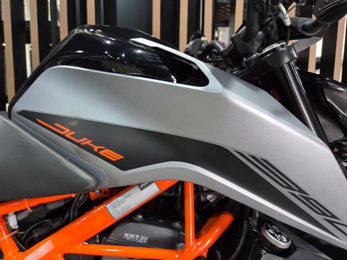 2022 Ktm 390 DUKE ORANGE