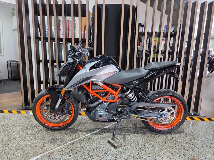 2022 Ktm 390 DUKE ORANGE
