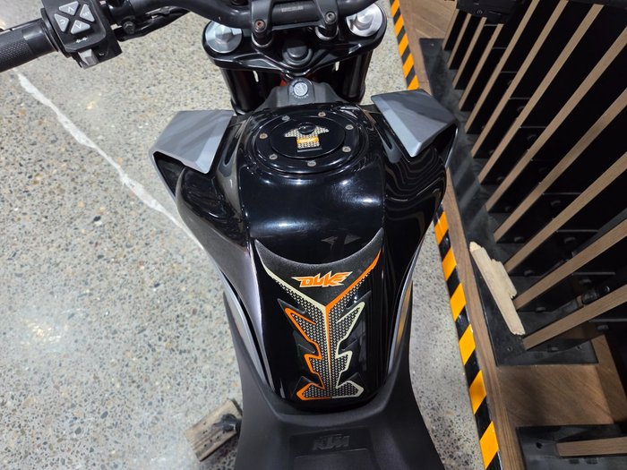 2022 Ktm 390 DUKE ORANGE