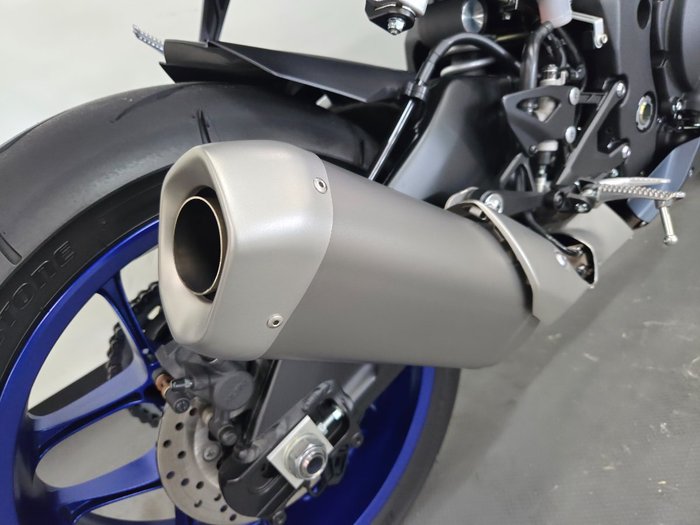 2024 Yamaha YZF-R1 Blue