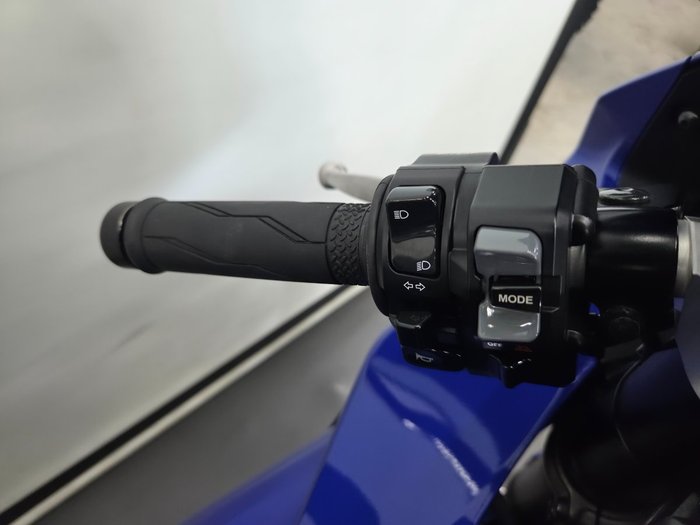 2024 Yamaha YZF-R1 Blue